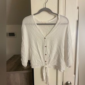 Women’s white top